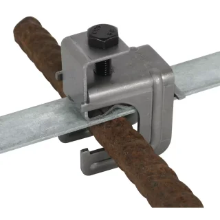 Druckbügelklemme für Fundamenterdungen St/blank